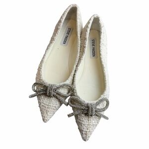 Steve Madden Elina Tweed Pointed Toe Flats Crystal Bow 6 white bridal wedding